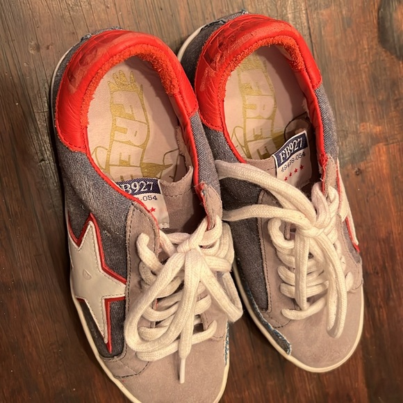 Freebird by Steven 927 Distressed Wedge Insert Sneaker Blue,Red,White Size 8 - Picture 7 of 7